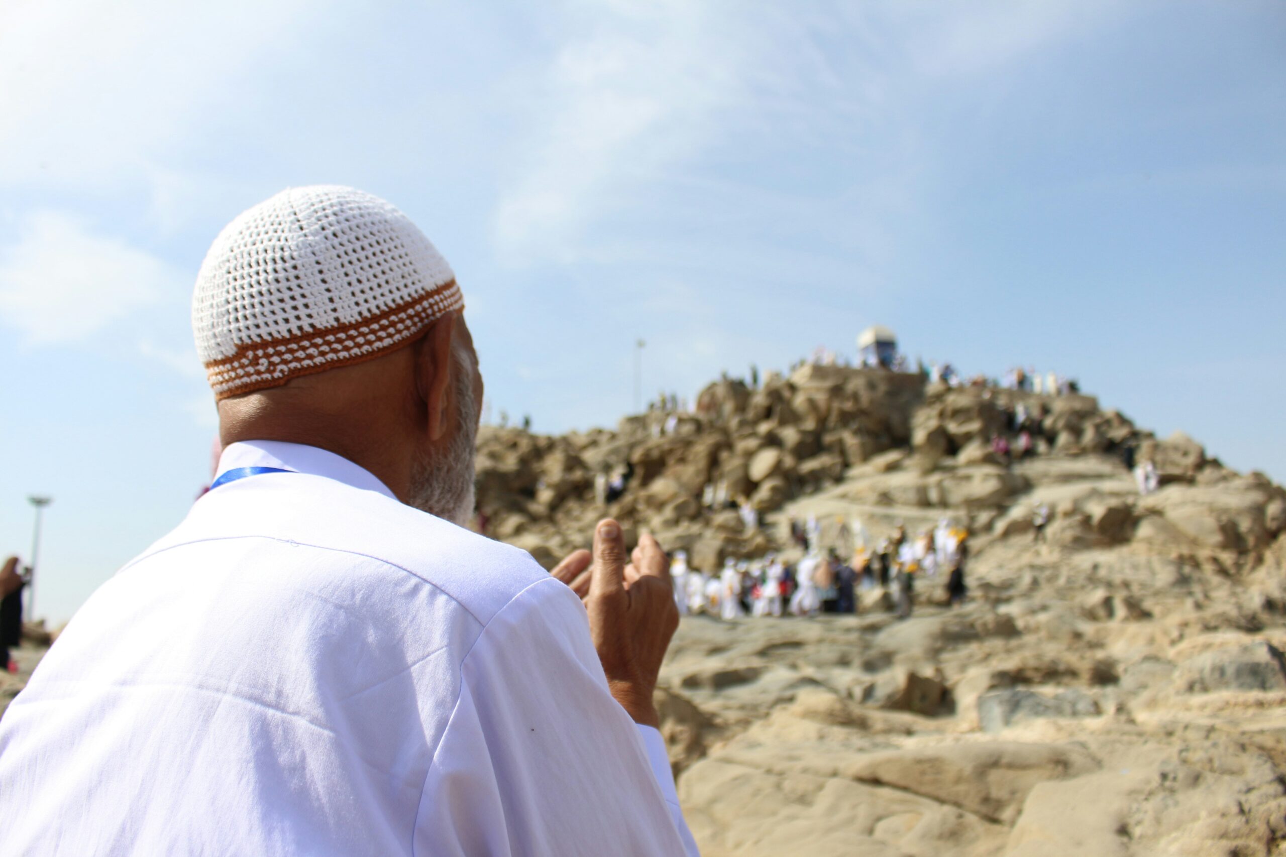 المعاني الإعلامية في الحج Mustain Ruddin YMM8eayOqac Unsplash 3 Scaled